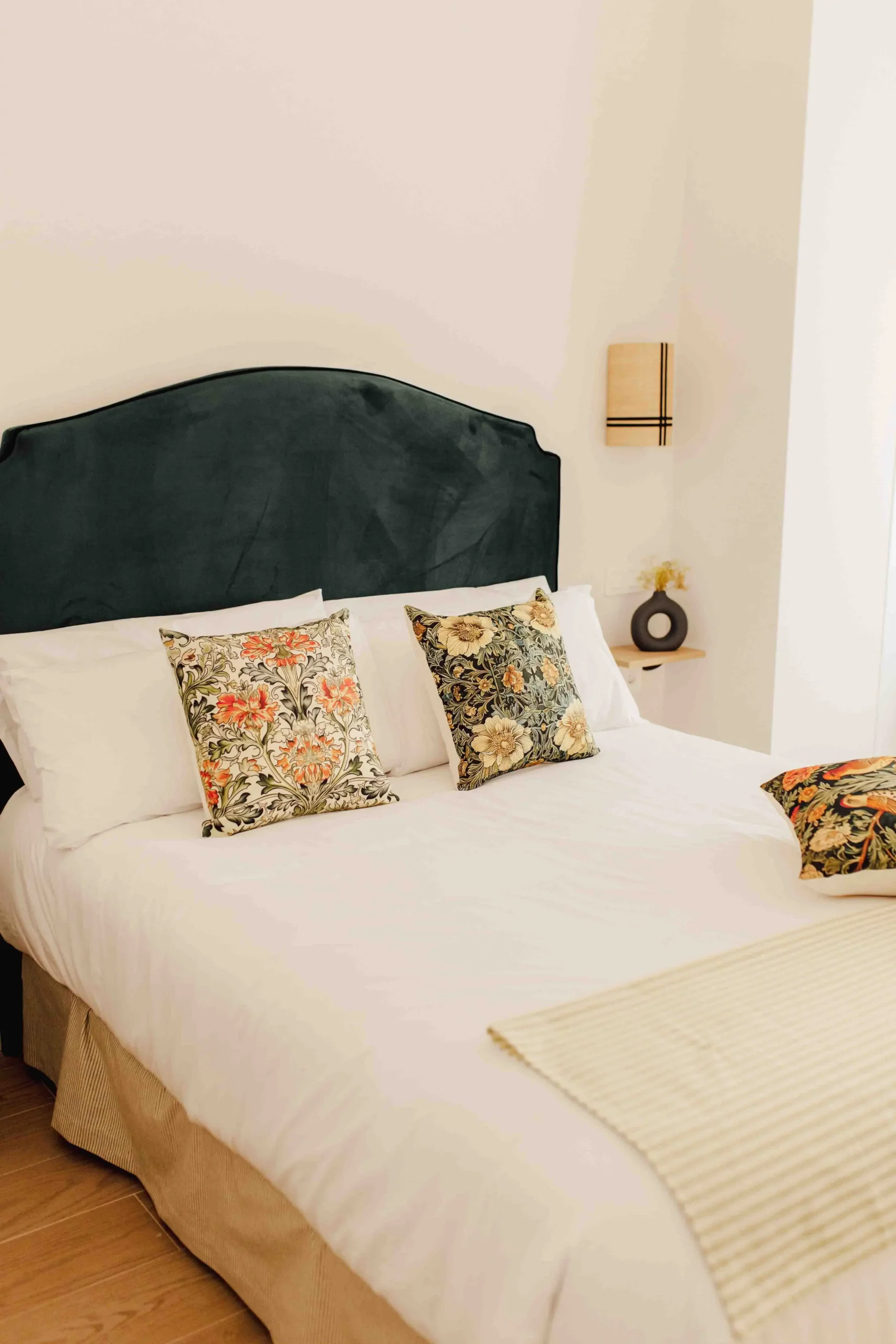 Dormitorio principal del Apartamento Liencres en Santander