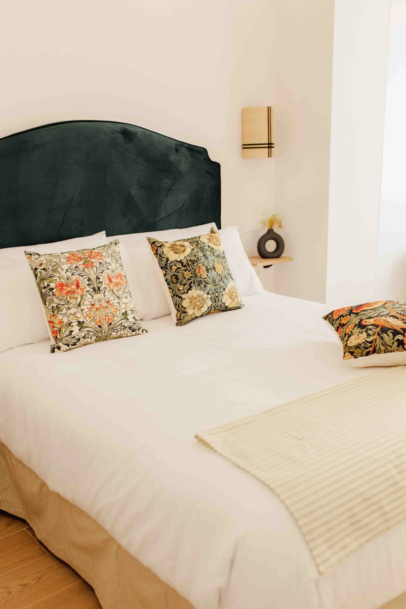 Dormitorio principal del Apartamento Liencres en Santander