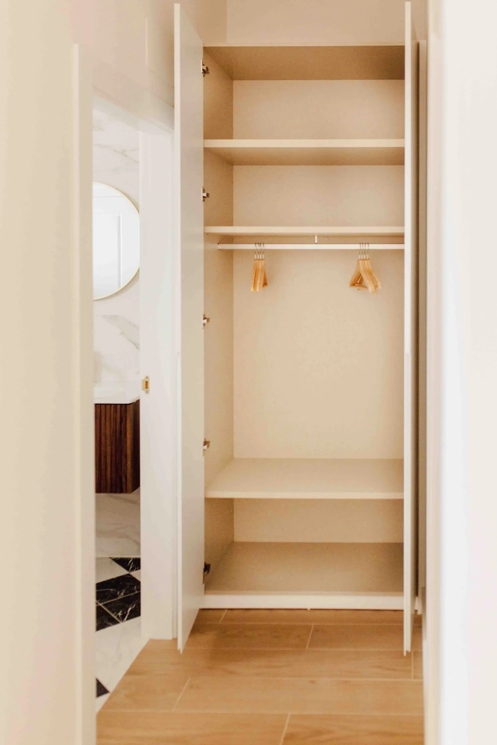 Salón del Apartamento Liencres en Santander con zona de estar