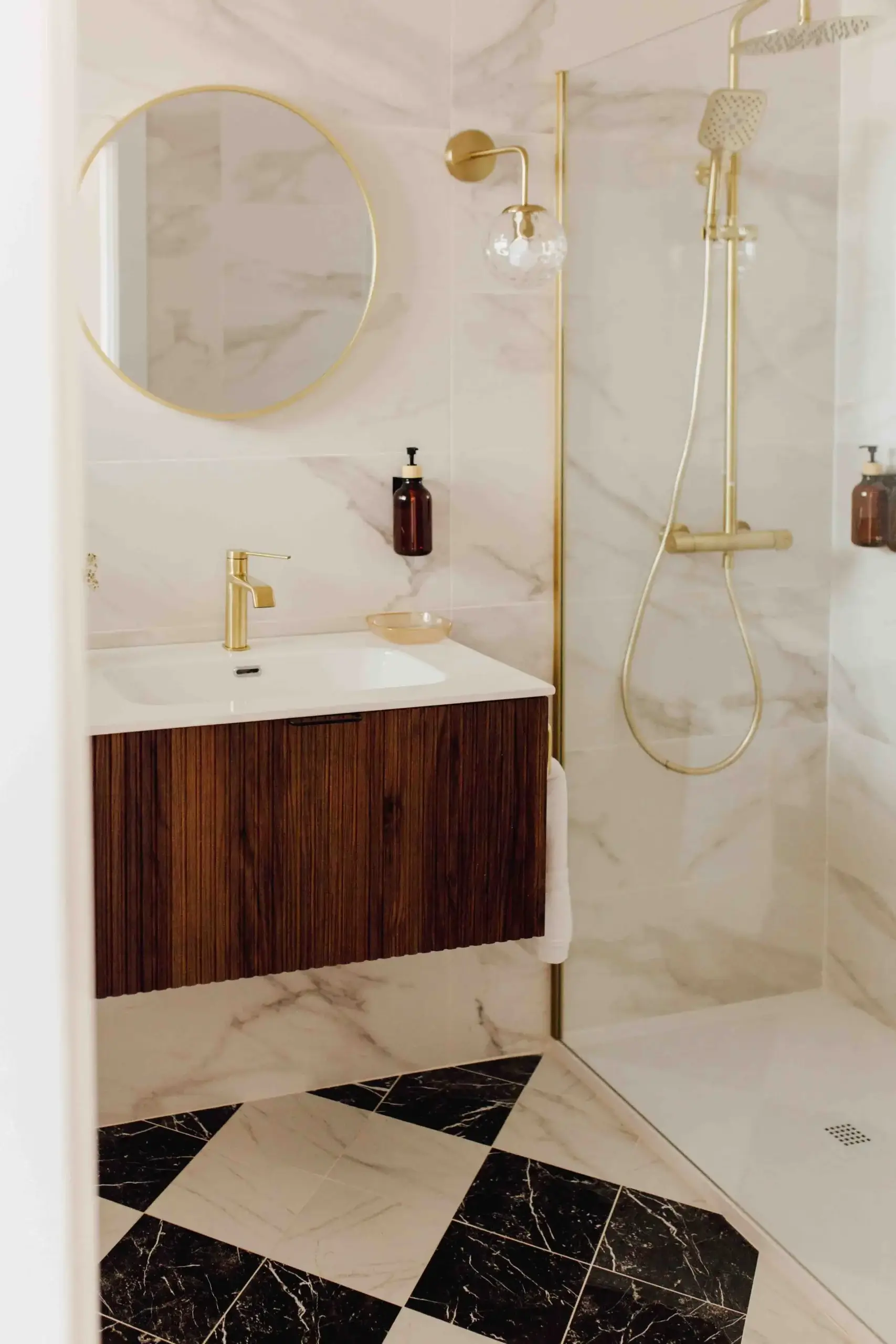Baño completo del Apartamento Sardinero en Santander